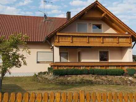 Schönes Einfamilienhaus mit DoGa und Carport