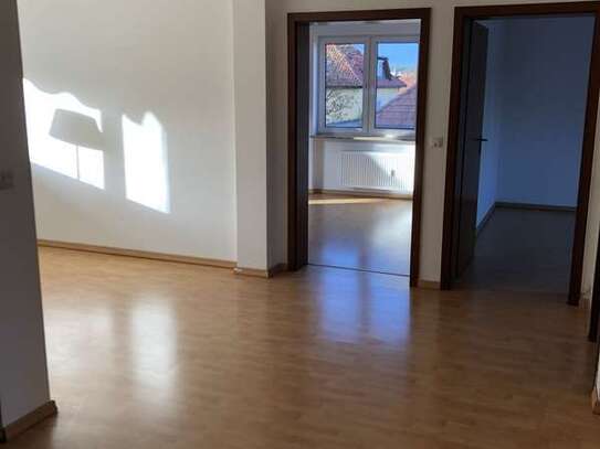 Schöne, ruhige 3,5-Zimmer-Wohnung mit Balkon in Laufamholz