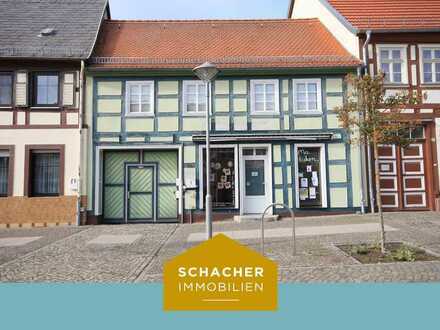 Historisches Fachwerkhaus mit 3 Einheiten + einem weiteren Einfamilienhaus in direkter Nähe vom Rath