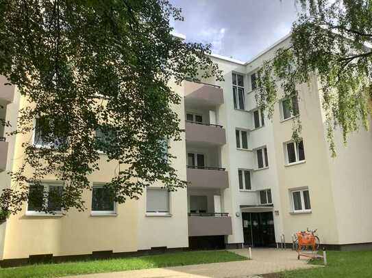 Helle und gemütliche 1 Zimmer-Wohnung (teilsaniert) mit Balkon in Baumheide / Freifinanziert