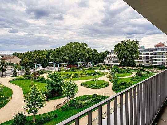 Traumhafter Blick in den Herzogin Garten. Neubauwohnung mit attraktiver Ausstattung.