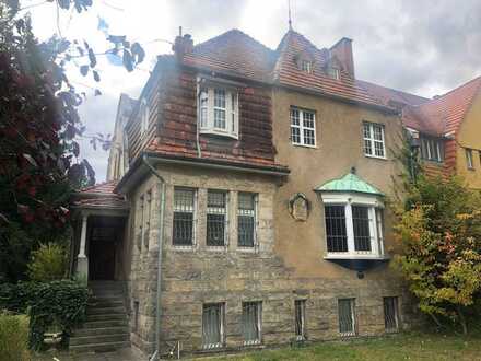 Ensemble-Denkmal Landhaus-Villa in ruhiger - bevorzugter Wohn-Lage - Kaufpreis VB