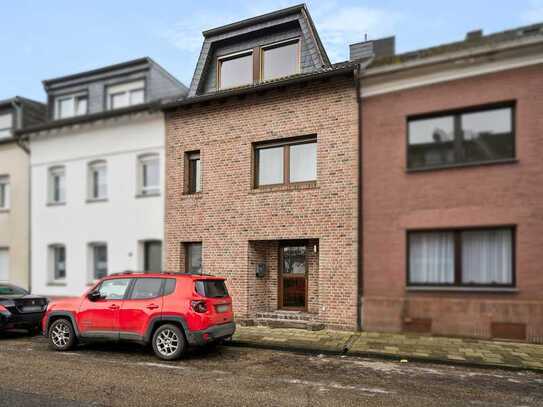 Alsdorf - Charmantes Mehrgenerationenhaus mit Geschichte und modernem Komfort