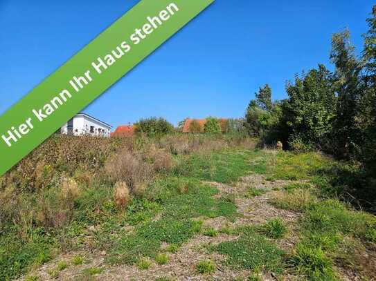 Mit Grundstück, ein Zuhause das überzeugt in Hess. Oldendorf.