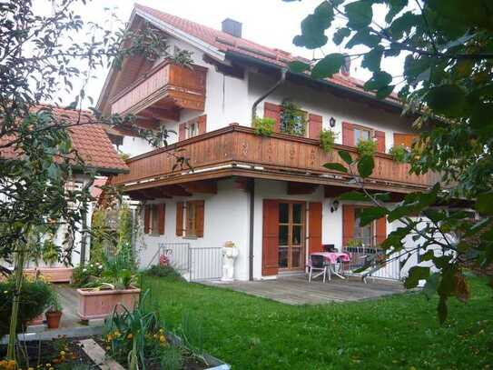 MUC-SO Brunnthal S7 - 3 1/2 Zi-Landhaus Maisonette-Whg. (OG+DG) in DHH + 2 Balkone und Gartenanteil