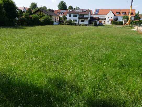 Idyllisches Baugrundstück in Unterweikertshofen 3030m2