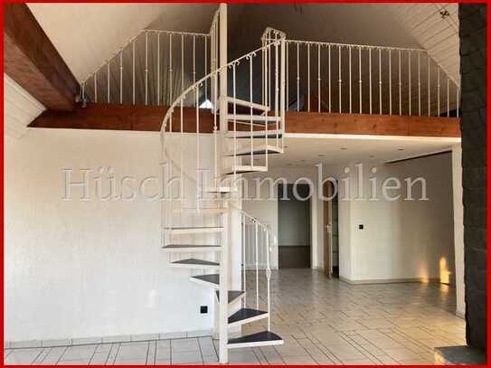 Aussergewöhnliche Maisonette-Eigentumswohnung mit 150 QM WFL., 2 Zimmer, großem Balkon in Überruhr.