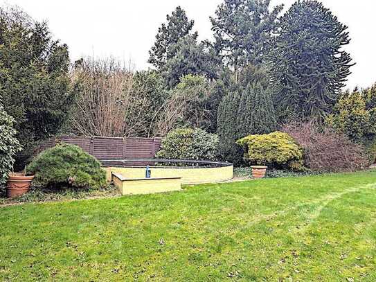 Nähe Wassenberger Waldrand! Großflächiger Bungalow mit großem Grundstück.