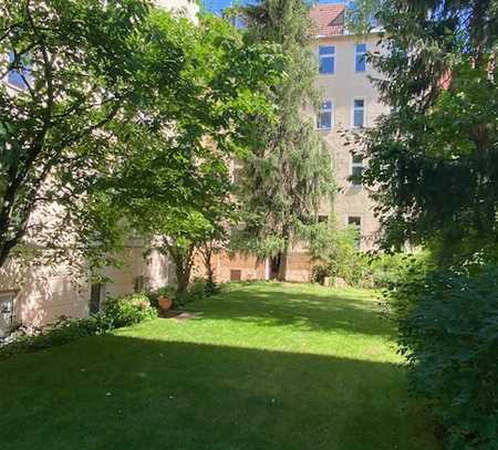 ***Bezugsfreie 4-Zi-HP-Maisonettewhg. mit Kamin, Sauna, Balkon/Terrasse und ca. 50qm-Souterrain ***