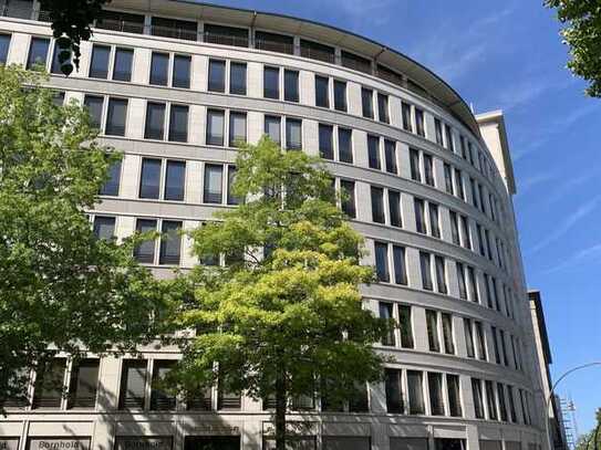 Modernes Büro direkt an der Alster