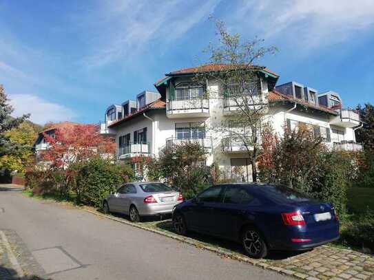 Gut vermietete ETW mit Blick auf die Weinberge in Radebeul