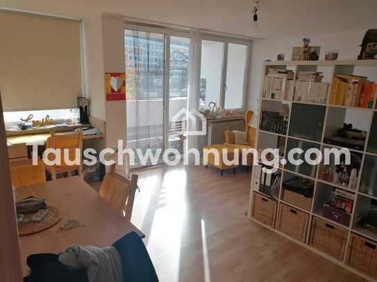 Tauschwohnung: Biete helle 1 Zimmer Wohnung mit Balkon, Badewanne, EBK