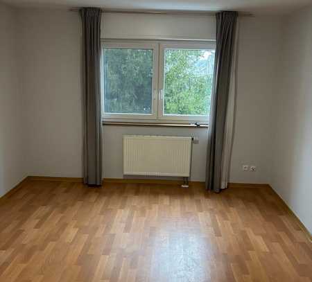 Schöne 3-Zimmer-Wohnung mit Balkon und EBK in Sinzheim