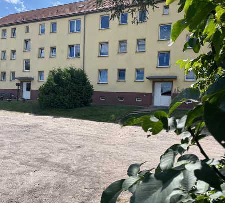 Zweizimmerwohnung mit Blick ins Grüne - Erstbezug nach Teilsanierung