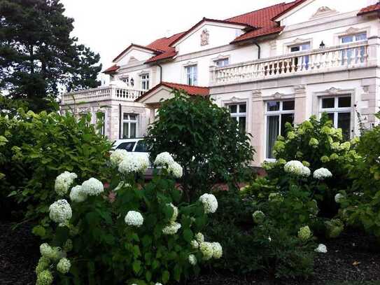 Einzigartiges Herrenhaus mit traumhaften Wassergrundstück in Versmold