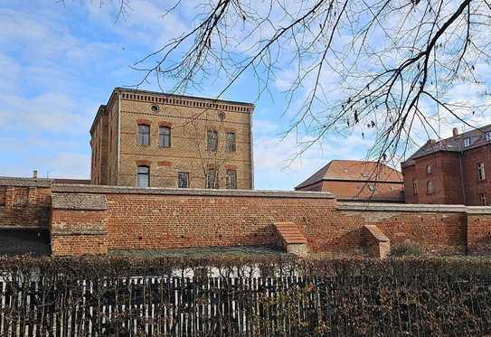 Bauunternehmer aufgepasst! Historisches Amtsgebäude in einer der reichsten Städte Brandenburgs