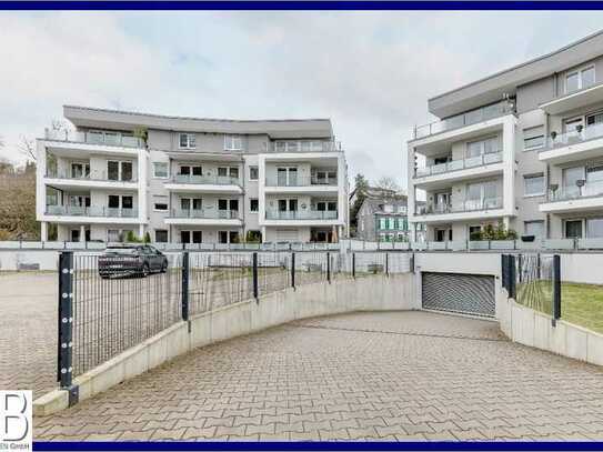 Traumhaftes Penthouse mit Schlossblick und zwei Stellplätzen