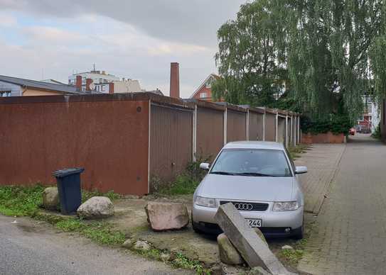 Gatermann Immobilien: PKW-Garage in Itzehoe Innenstadt
