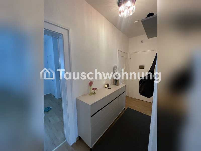 Tauschwohnung: Tausche 2 Zimmer Wohnung gegen größere
