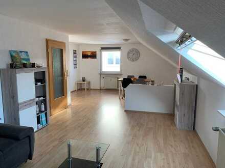 Freundliche, schöne 2-Zimmer-DG-Wohnung in Koblenz