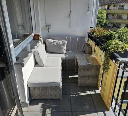 Bonn Zentrum/ Castell , Gut geschnittene Wohnung mit Balkon und EBK