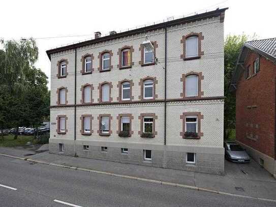 Preisgünstige und individuelle 2,5-Zimmer-Wohnung