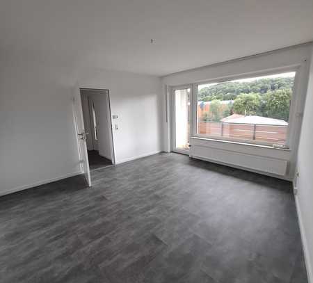 Schöne und modernisierte 2-Zimmer-Wohnung mit Balkon in Osterode am Harz