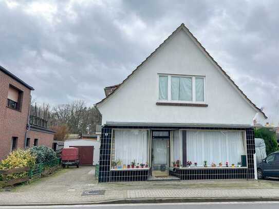 Vollvermietetes Wohnhaus mit 3 Parteien in zentraler Lage von Ganderkesee