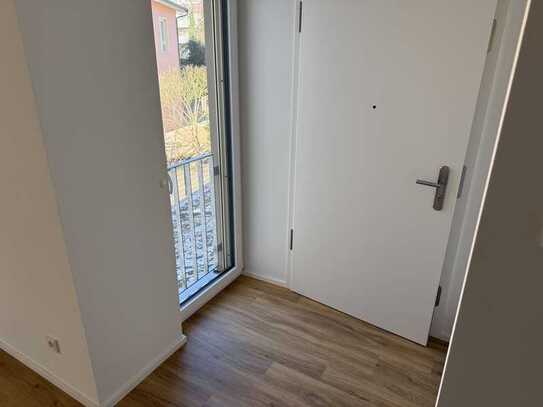 Erstbezug – moderne 2-Zimmer-Wohnung mit EBK und Balkon inkl. Tiefgaragenparkplatz