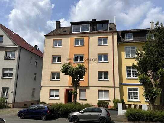 Helle 3,5-Zimmer Wohnung in äußerst gepflegtem Haus mit Kamin und PKW-Stellplatz