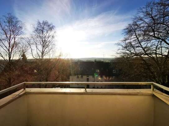 Erstbezug nach Kernsanierung mit Südwest-Balkon