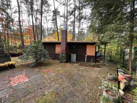 Interessantes Erholungsgrundstück mit Bungalow in waldreicher Lage