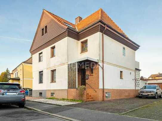 Charmante Doppelhaushälfte mit Garten und Terrasse in begehrter Lage