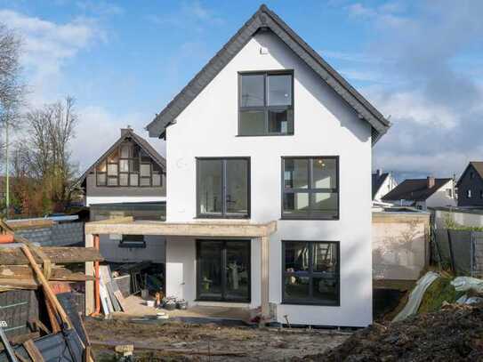 Seltene Gelegenheit | Neubau EnEv 40+ | Maisonette-Wohnung mit großem Balkon & Garage in 2FH