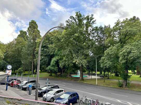 Lage, Lage, Lage – Großzügige Büroetage im Stadtkern von Bonn-Bad Godesberg.