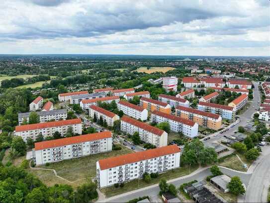 Gepflegte 4 ZKB Wohnung in Bitterfeld-Wolfen! WE27