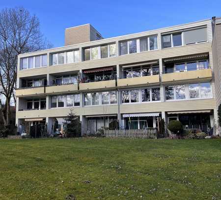 Hochwertig sanierte Maisonette-Wohnung in zentraler und ruhiger Lage mit Einbauküche