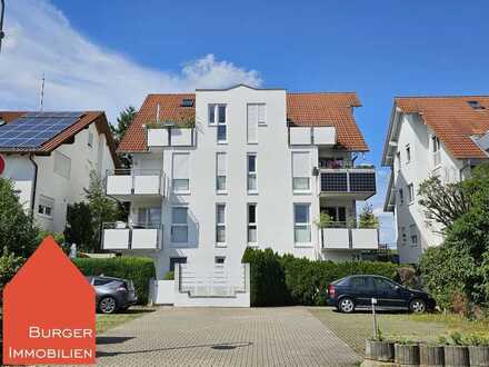 Wunderschöne 3-Zimmer-ETW mit Balkon u. Garagen-Stellplatz im gepflegten MFH, in Lomersheim