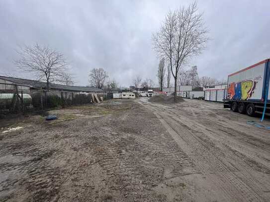 Lichtenberg: LEERES GEWERBEGRUNDSTÜCK für Wohncontainer etc., ca. 3.200 m² per SOFORT zu VERMIETEN