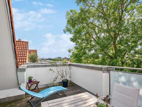 Oststadt: Nahe der Lister Meile - Dachterrassenwohnung mit Weitblick auf zwei Ebenen - mit Aufzug