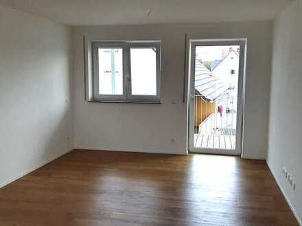 Schöne, zentrale 3-Zimmer-Wohnung mit Balkon und Aufzug in Krumbach (Schwaben)
