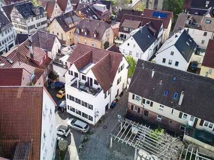 Solides Mehrgenerationenhaus im Herzen von Leonberg