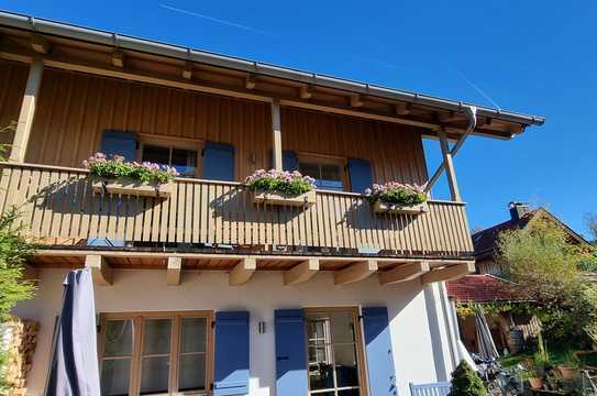 Top-Lage: Doppelhaushälfte in Lenggries mit fantastischem Bergblick