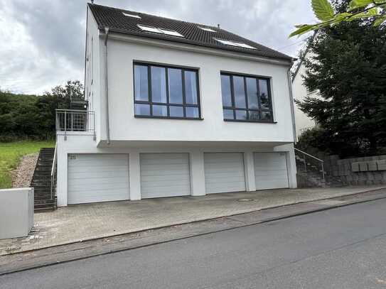 Vier-Familien-Haus KFW 55 mit WP