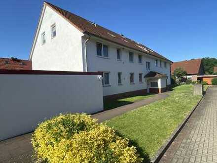 Helle und gut aufgeteilte 3-Zimmer DG-Wohnung mit Balkon und Garage