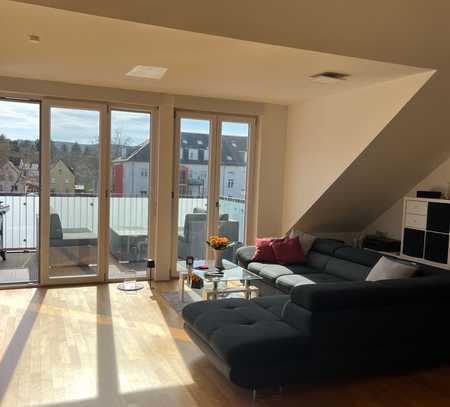Eberhard-Anheuser-Höfe: tolle 4-Zimmer-Maisonettewohnung mit traumhaftem Ausblick