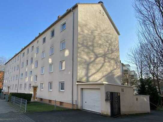 Ohne Makler: Stilvolle, sanierte 3-Zimmer-Wohnung mit Balkon in Wiesbaden