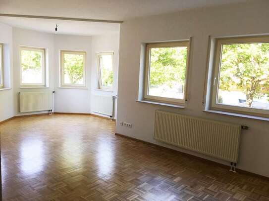 Ansprechende und gepflegte 2-Raum-Wohnung in Kaiserslautern