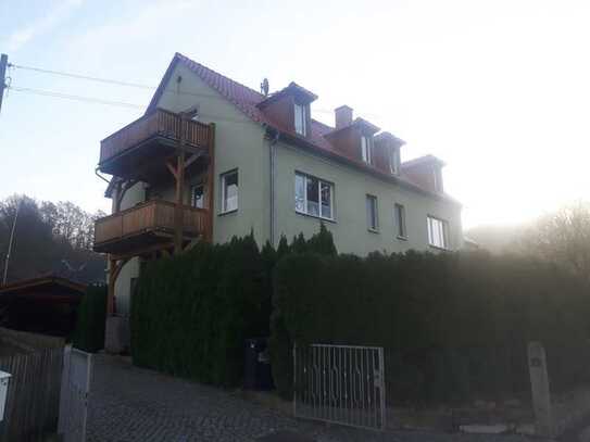 4 Zimmer-Wohnung mit großem Balkon und Tageslichtbad