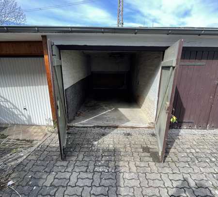 Garage in direkter Bahnhofsnähe